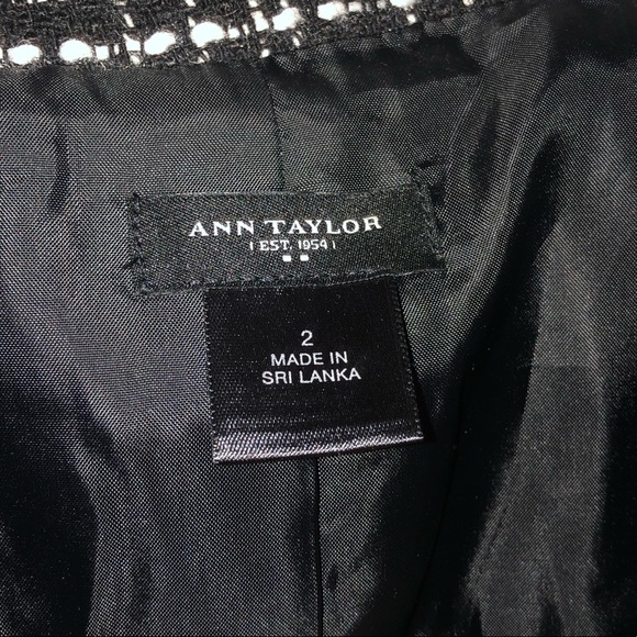 Ann Taylor Black Blazer - Picture 3 of 3